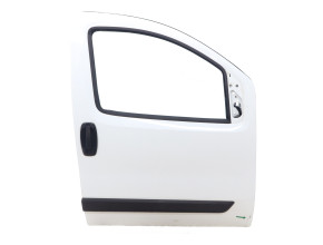Porte avant droit pour PEUGEOT BIPPER Porte avant droit pour PEUGEOT BIPPER