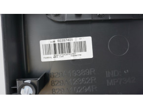 Panneau de porte arriere gauche pour RENAULT CLIO 4 PHASE 2 Panneau de porte arriere gauche pour RENAULT CLIO 4 PHASE 2