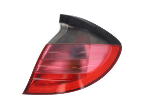 Feu arriere principal droit (feux) pour MERCEDES CLASSE C 203 COUPE SPORT PHASE 1 Feu arriere principal droit (feux) pour MERCEDES CLASSE C 203 COUPE SPORT PHASE 1