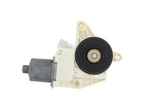 Moteur leve vitre avant droit pour MERCEDES CLASSE C 204 PHASE 2 COUPE Moteur leve vitre avant droit pour MERCEDES CLASSE C 204 PHASE 2 COUPE