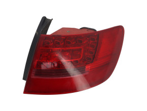 Feu arriere principal droit (feux) pour AUDI A6 3 AVANT PHASE 1 BREAK Feu arriere principal droit (feux) pour AUDI A6 3 AVANT PHASE 1 BREAK