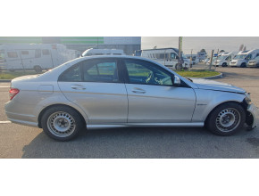 Porte avant droit pour MERCEDES CLASSE C 204 PHASE 1 Porte avant droit pour MERCEDES CLASSE C 204 PHASE 1