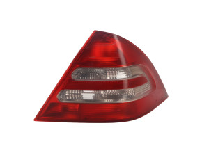 Feu arriere principal droit (feux) pour MERCEDES CLASSE C 203 PHASE 1 Feu arriere principal droit (feux) pour MERCEDES CLASSE C 203 PHASE 1