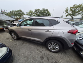 Vitre avant droit pour HYUNDAI TUCSON 2 PHASE 1 Vitre avant droit pour HYUNDAI TUCSON 2 PHASE 1