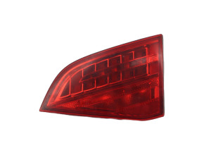 Feu arriere secondaire droit (feux) pour AUDI A4 3 ALLROAD BREAK Feu arriere secondaire droit (feux) pour AUDI A4 3 ALLROAD BREAK