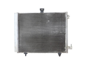 Condenseur de clim pour PEUGEOT 208 1 PHASE 1 Condenseur de clim pour PEUGEOT 208 1 PHASE 1