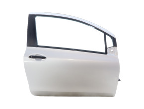 Porte avant droit pour TOYOTA YARIS 2 PHASE 2 Porte avant droit pour TOYOTA YARIS 2 PHASE 2
