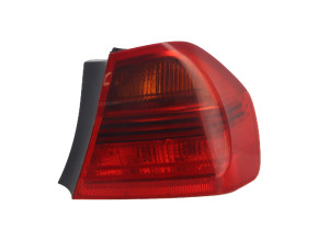Feu arriere principal droit (feux) pour BMW SERIE 3 E90 PHASE 1 Feu arriere principal droit (feux) pour BMW SERIE 3 E90 PHASE 1