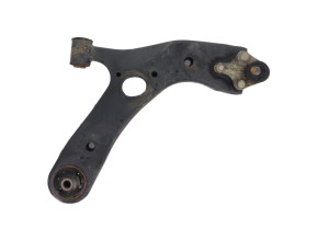 Triangle avant droit pour TOYOTA AURIS 2 PHASE 2 Triangle avant droit pour TOYOTA AURIS 2 PHASE 2