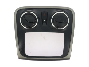 Kit enjoliveur interieur pour DACIA SANDERO 2 PHASE 1 Kit enjoliveur interieur pour DACIA SANDERO 2 PHASE 1
