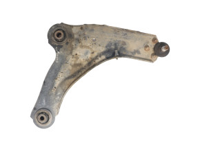 Triangle avant droit pour RENAULT LAGUNA 2 PHASE 1 BREAK Triangle avant droit pour RENAULT LAGUNA 2 PHASE 1 BREAK