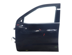 Porte avant gauche pour RENAULT ALASKAN Porte avant gauche pour RENAULT ALASKAN