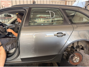Porte arriere gauche pour AUDI A4 3 AVANT PHASE 1 BREAK
