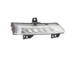 Feu diurne avant droit pour RENAULT MEGANE 3 PHASE 3 BREAK Feu diurne avant droit pour RENAULT MEGANE 3 PHASE 3 BREAK
