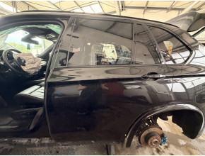 Porte arriere gauche pour BMW X5 F15 Porte arriere gauche pour BMW X5 F15