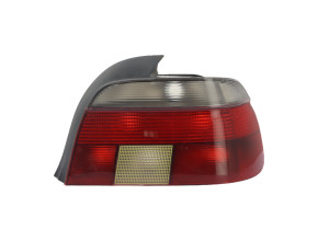 Feu arriere principal droit (feux) pour BMW SERIE 5 E39 PHASE 1 Feu arriere principal droit (feux) pour BMW SERIE 5 E39 PHASE 1