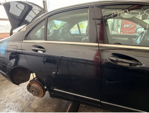 Porte arriere droit pour MERCEDES CLASSE C 204 PHASE 1 Porte arriere droit pour MERCEDES CLASSE C 204 PHASE 1