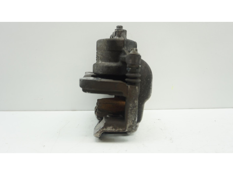 Etrier avant gauche (freinage) pour MERCEDES CLASSE A 177