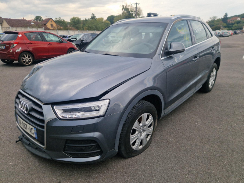 AUDI Q3 1