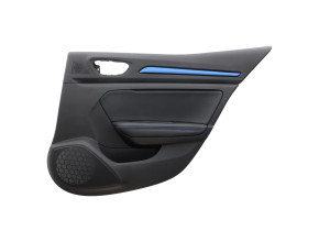 Garniture porte arriere droite pour RENAULT MEGANE 4 PHASE 1 Garniture porte arriere droite pour RENAULT MEGANE 4 PHASE 1
