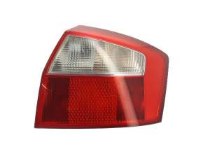 Feu arriere principal droit (feux) pour AUDI A4 2 PHASE 1 Feu arriere principal droit (feux) pour AUDI A4 2 PHASE 1
