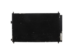 Condenseur de clim pour TOYOTA RAV4 3 PHASE 3 Condenseur de clim pour TOYOTA RAV4 3 PHASE 3