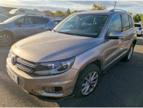 VOLKSWAGEN TIGUAN 1