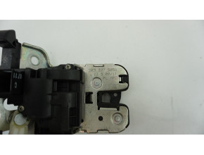 Serrure de coffre pour AUDI A1 1 PHASE 1 Serrure de coffre pour AUDI A1 1 PHASE 1