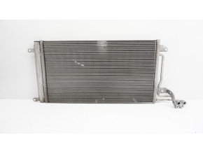 Condenseur de clim pour SKODA FABIA 2 PHASE 2 Condenseur de clim pour SKODA FABIA 2 PHASE 2