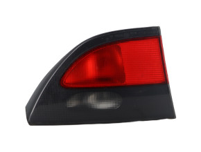 Feu arriere secondaire gauche (feux) pour RENAULT MEGANE 1 PHASE 1 Feu arriere secondaire gauche (feux) pour RENAULT MEGANE 1 PHASE 1
