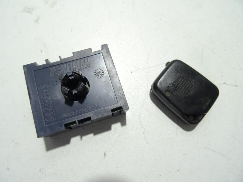 Boitier telecommande emetteur recepteur centralisation porte (plip) pour CITROEN ZX COUPE