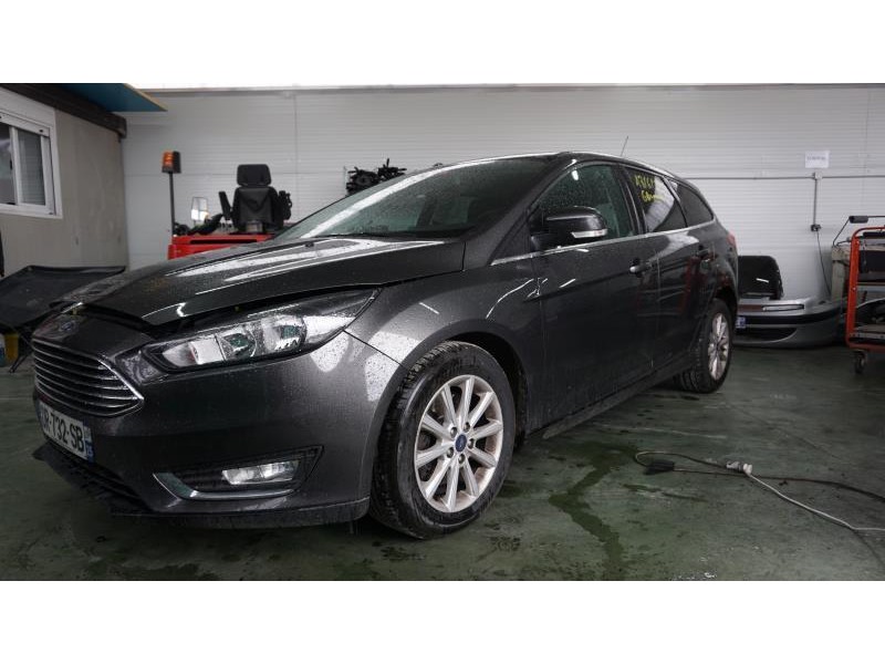 Plage arriere pour FORD FOCUS III SW