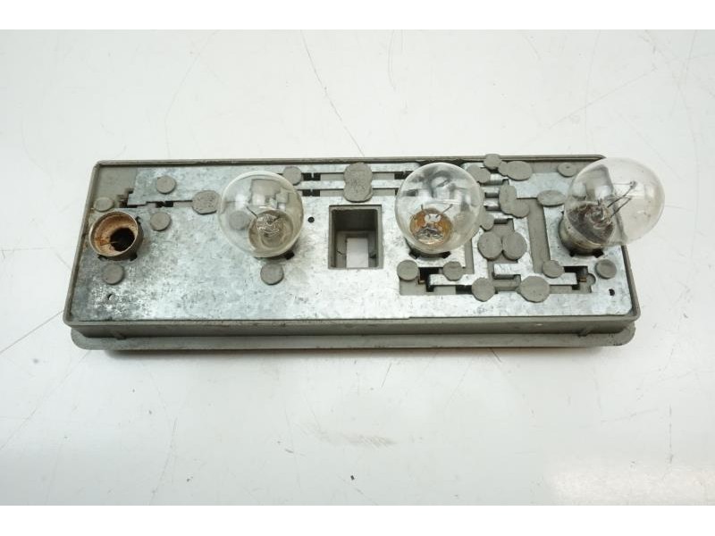 Platine feu arriere droit pour CITROEN C15