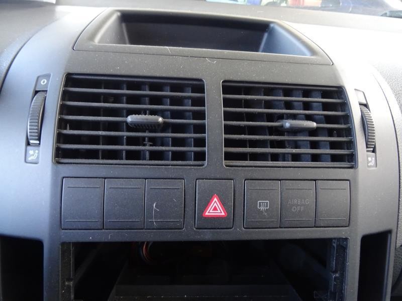 Aerateur tableau de bord pour VOLKSWAGEN POLO IV (9N3) PHASE 2