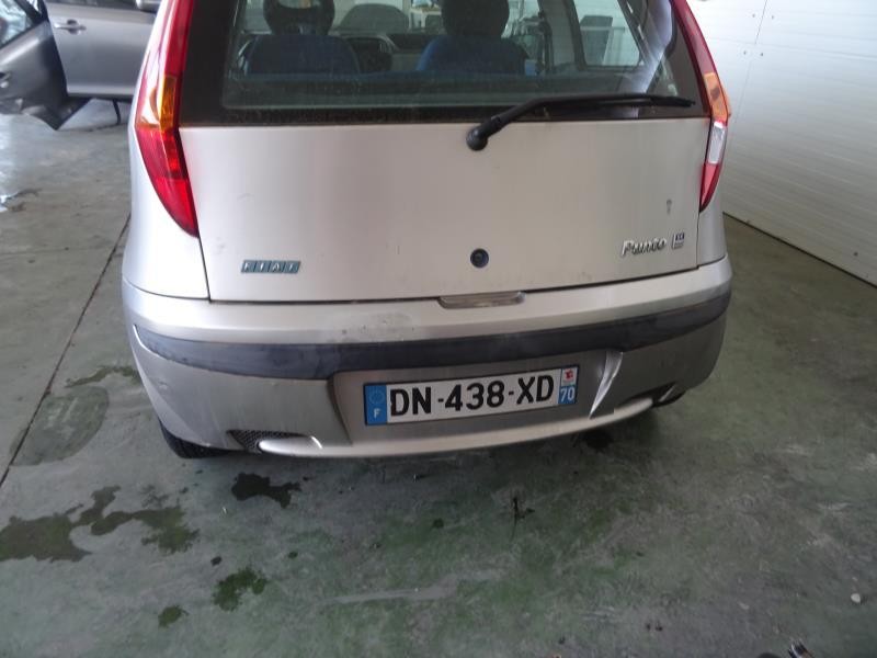 Pare choc arriere pour FIAT PUNTO 2 PHASE 1