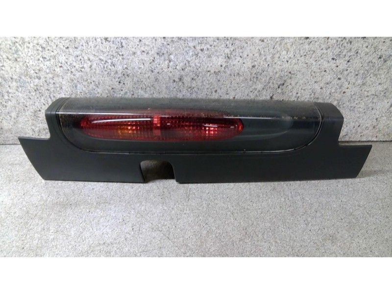 Feu arriere principal droit (feux) pour RENAULT TRAFIC II PHASE 1 FOURGON
