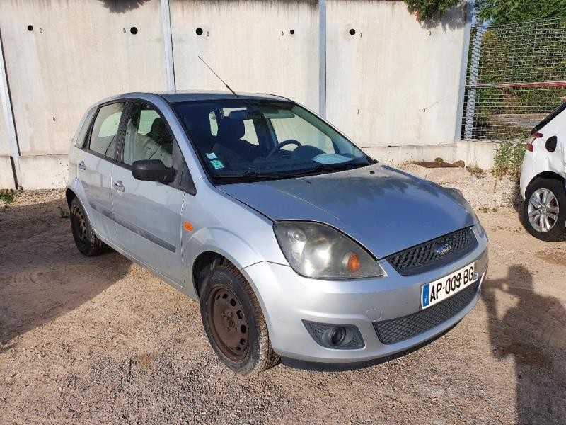 Pare brise pour FORD FIESTA V