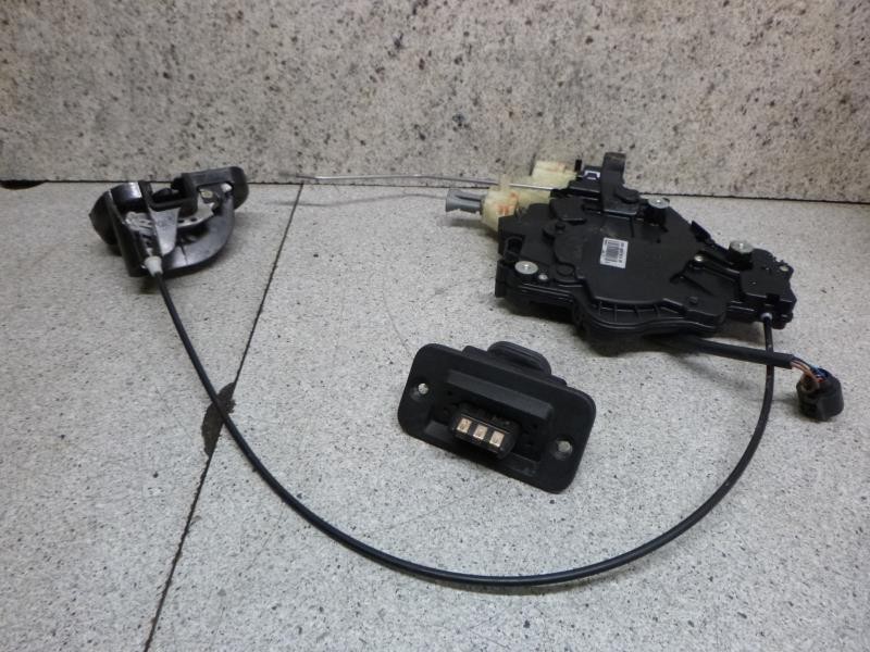 Serrure de porte laterale gauche pour VOLKSWAGEN CADDY II COMBI