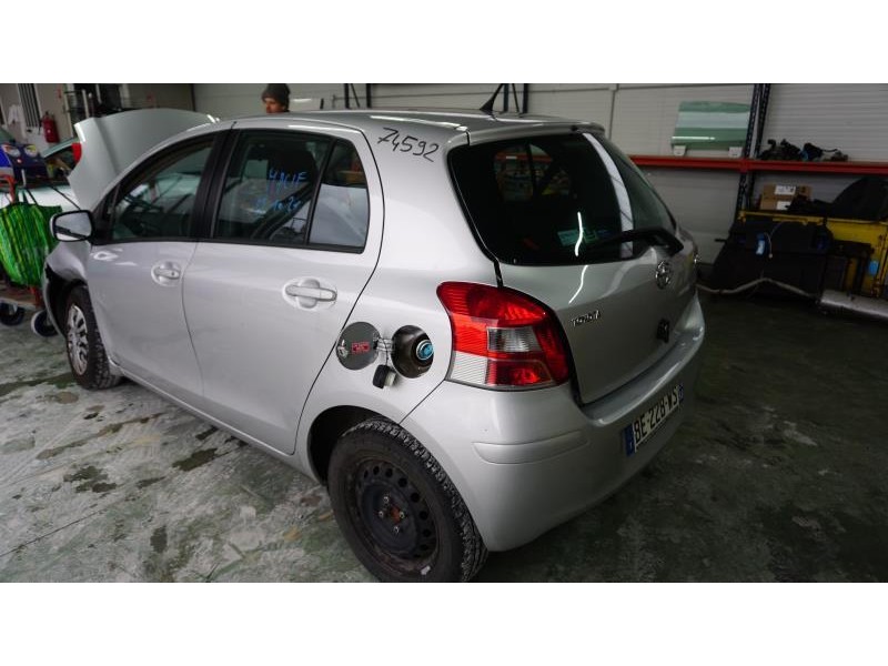 Pare choc arriere pour TOYOTA YARIS 2 PHASE 2