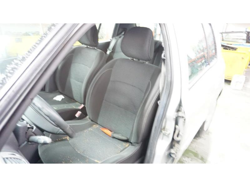 Interieur complet pour RENAULT CLIO 2 CAMPUS PHASE 2
