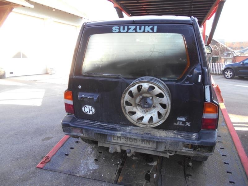Malle/Hayon arriere pour SUZUKI VITARA