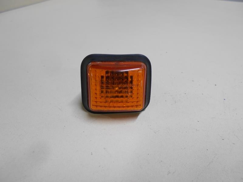 Repetiteur clignotant avant droit (Feux) pour PEUGEOT 205 PHASE 2