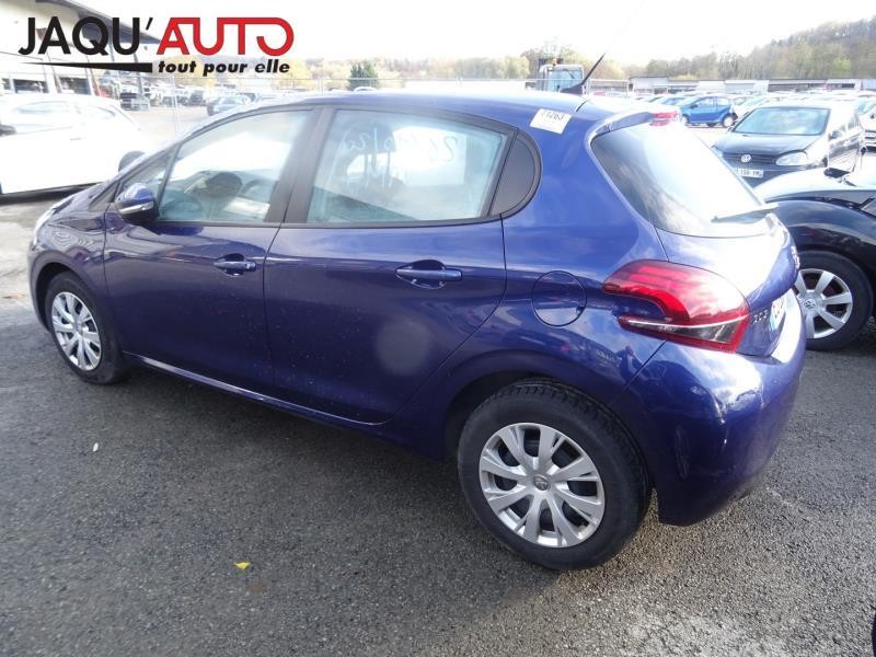Fusee avant droit pour PEUGEOT 208