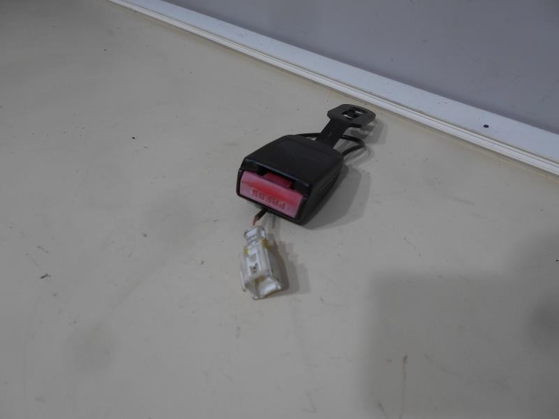 Attache ceinture avant gauche pour PEUGEOT 207 PHASE 1