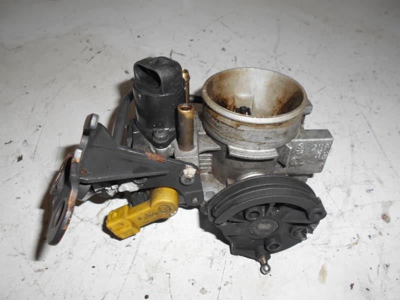 Boitier papillon pour PEUGEOT 406 COUPE