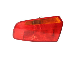 Feu arriere principal droit (feux) pour AUDI A3 2 SPORTBACK PHASE 1 Feu arriere principal droit (feux) pour AUDI A3 2 SPORTBACK PHASE 1