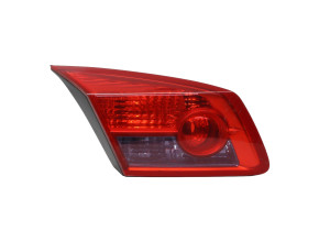 Feu arriere secondaire gauche (feux) pour RENAULT VEL SATIS PHASE 1 Feu arriere secondaire gauche (feux) pour RENAULT VEL SATIS PHASE 1