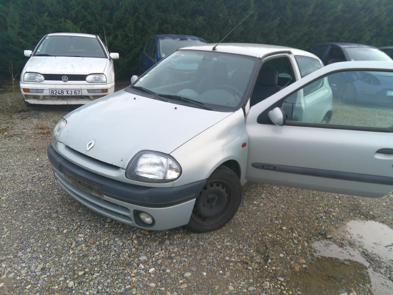Trappe d'essence pour RENAULT CLIO II PHASE 1