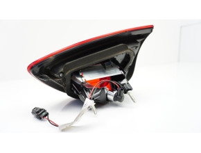 Feu arriere secondaire gauche (feux) pour RENAULT CLIO 4 PHASE 1 BREAK Feu arriere secondaire gauche (feux) pour RENAULT CLIO 4 PHASE 1 BREAK