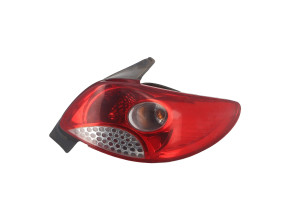 Feu arriere principal droit (feux) pour PEUGEOT 206+ Feu arriere principal droit (feux) pour PEUGEOT 206+